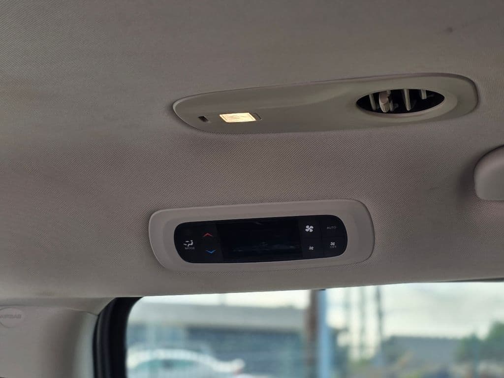 2021 Chrysler Pacifica Touring L - Photo 25