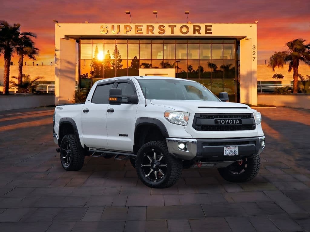 2017 Toyota Tundra SR5 - Photo 1
