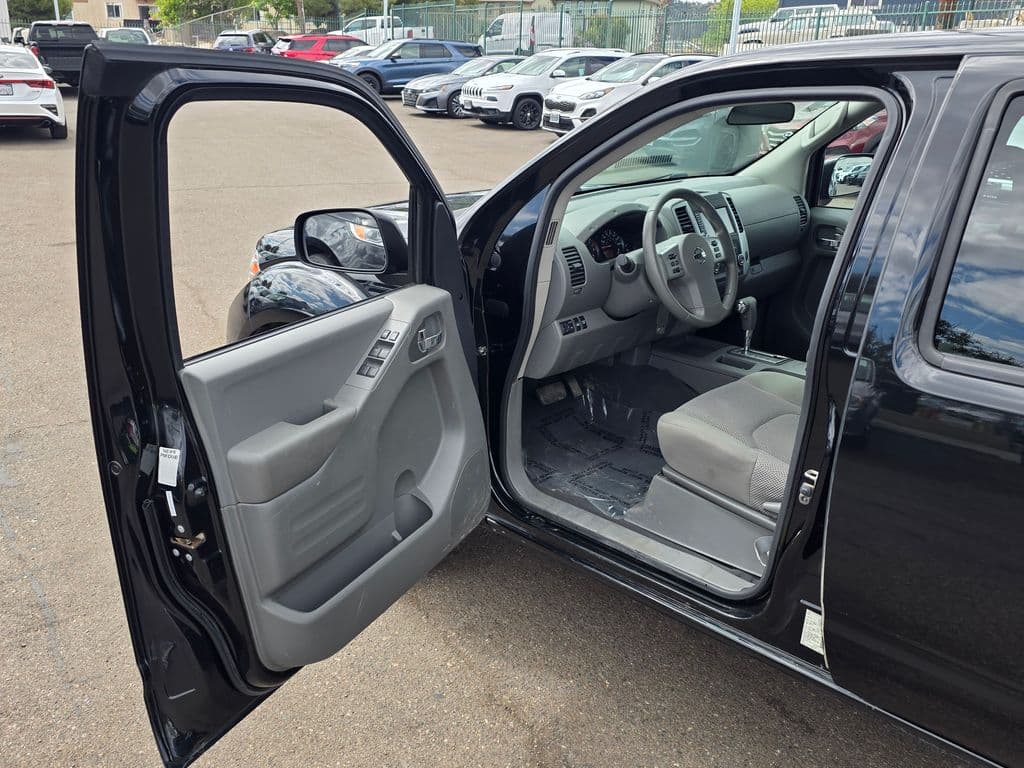 2019 Nissan Frontier SV - Photo 20