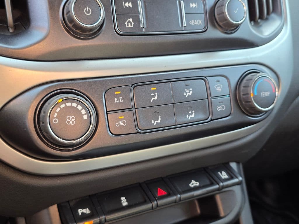 2022 Chevrolet Colorado LT - Photo 31