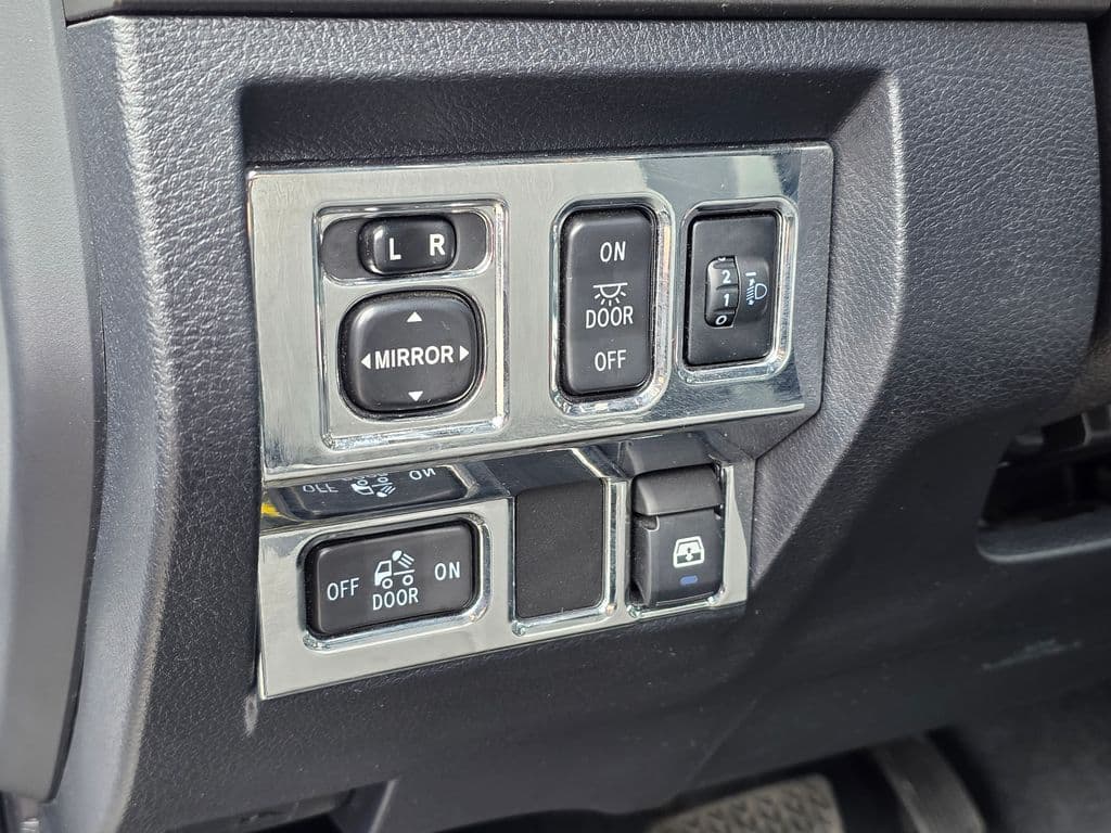 2017 Toyota Tundra SR5 - Photo 15