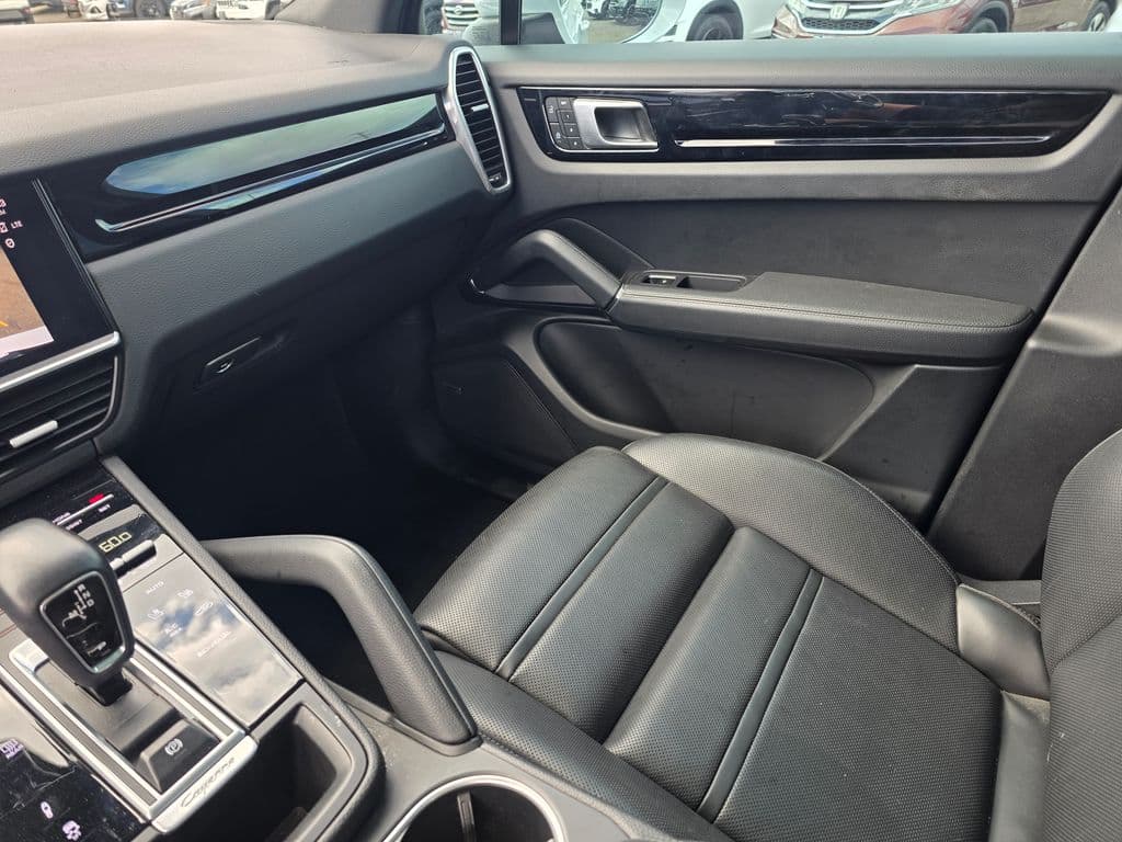2022 Porsche Cayenne E-Hybrid - Photo 36