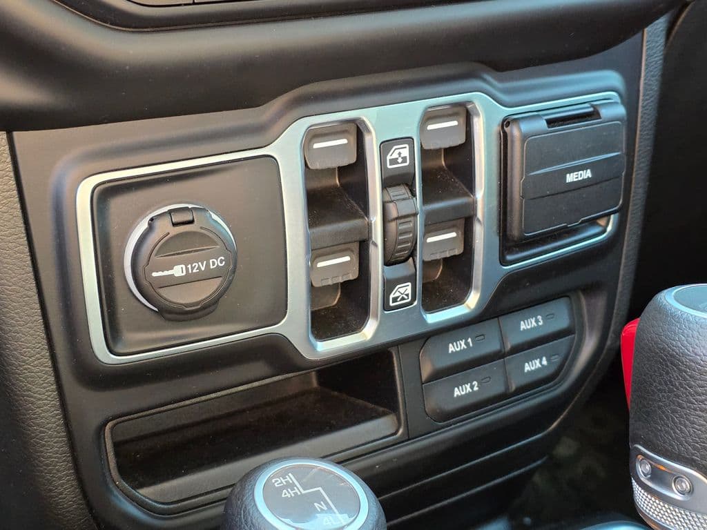 2020 Jeep Gladiator Sport - Photo 33