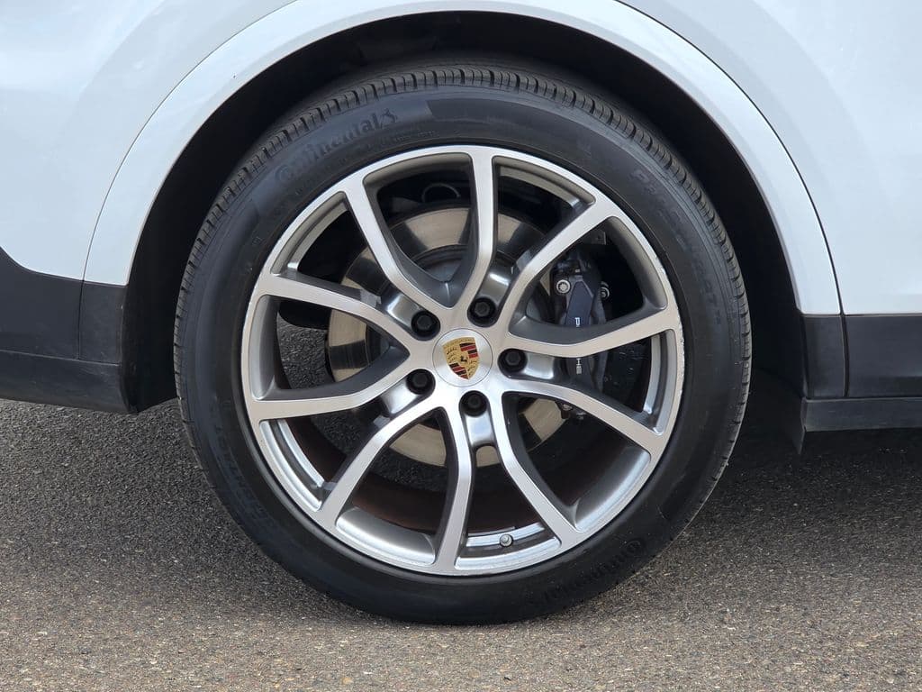 2022 Porsche Cayenne E-Hybrid - Photo 8