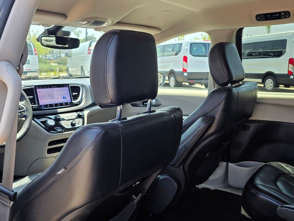 2022 Chrysler Pacifica Touring L - Photo 21