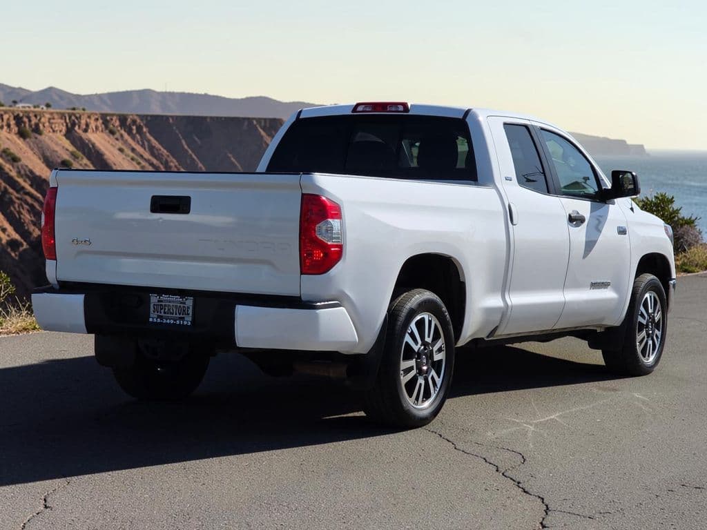 2018 Toyota Tundra SR5 - Photo 8