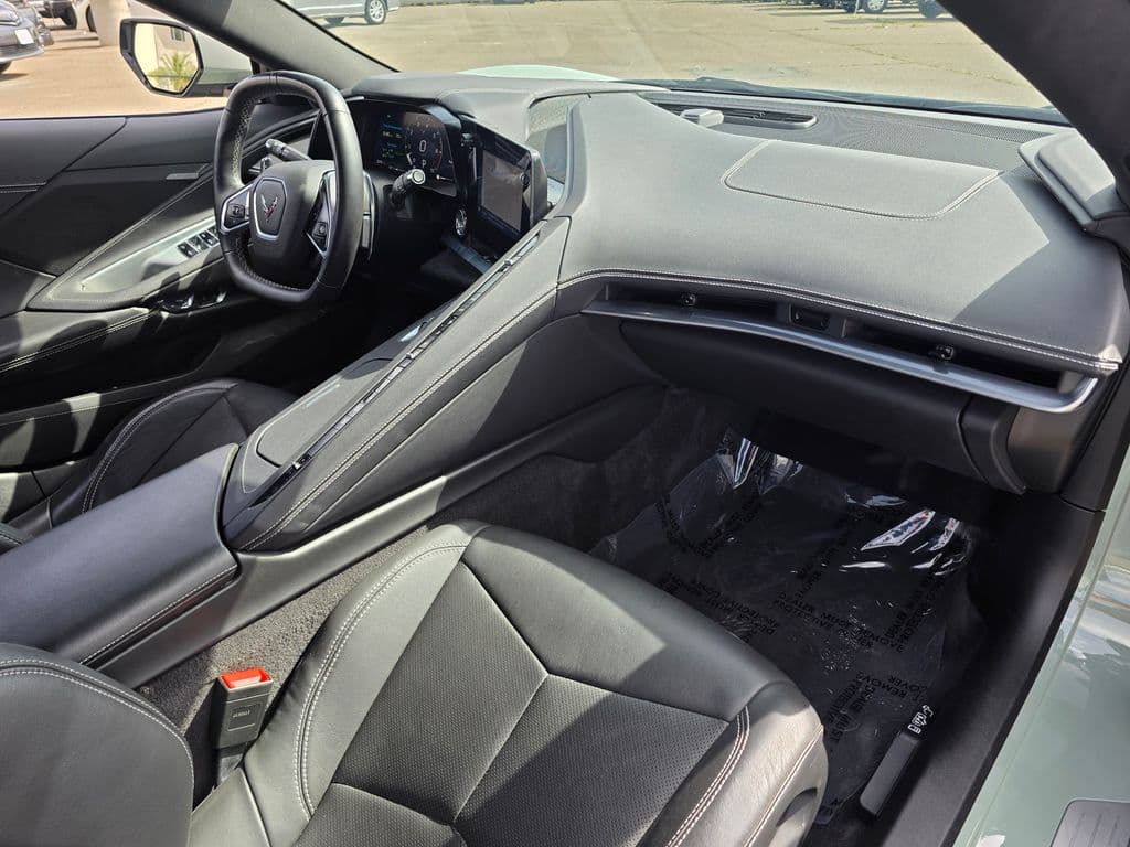 2024 Chevrolet Corvette Stingray - Photo 12