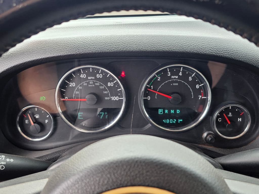 2016 Jeep Wrangler Unlimited Sahara - Photo 25