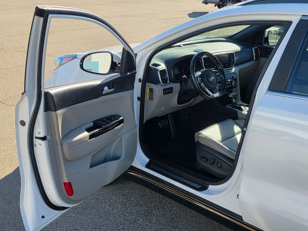 2020 Kia Sportage S - Photo 41