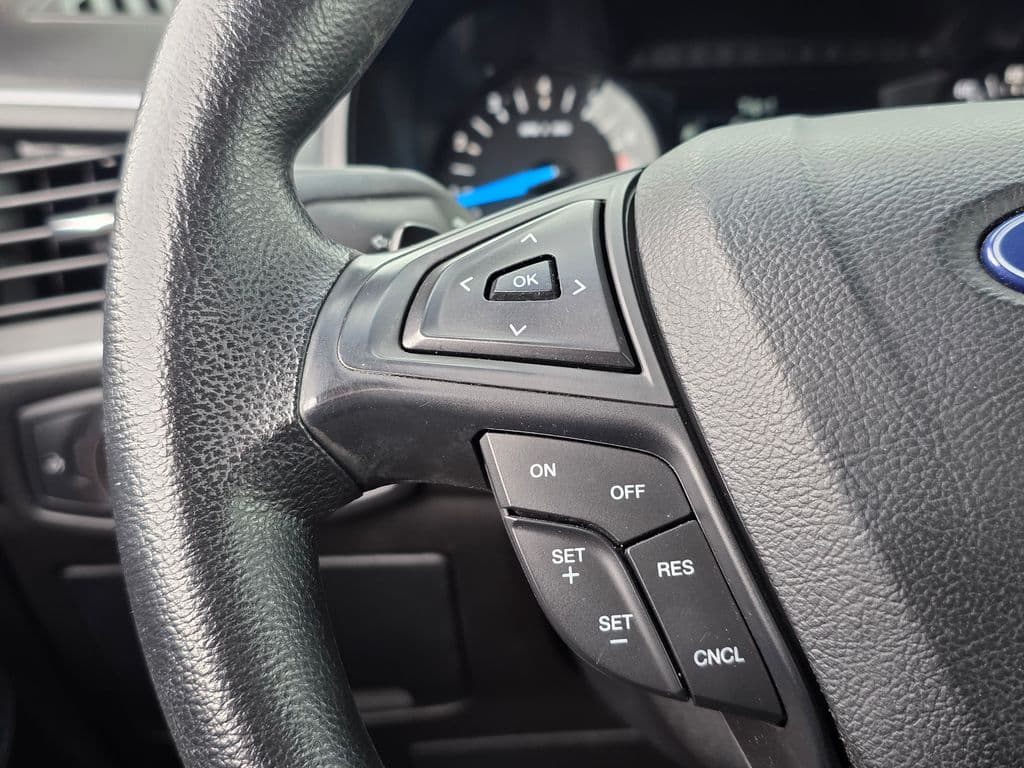2018 Ford Edge SE - Photo 27
