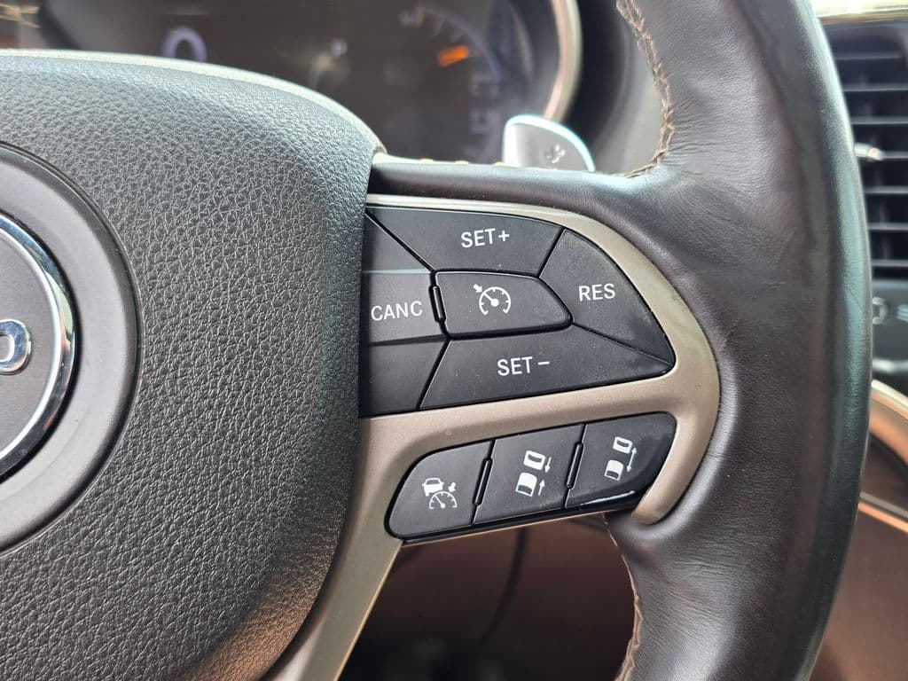 2015 Jeep Grand Cherokee Summit - Photo 34
