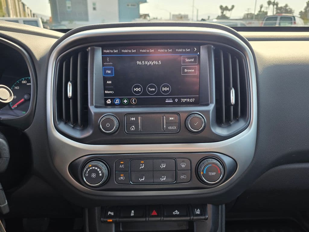 2022 Chevrolet Colorado LT - Photo 26