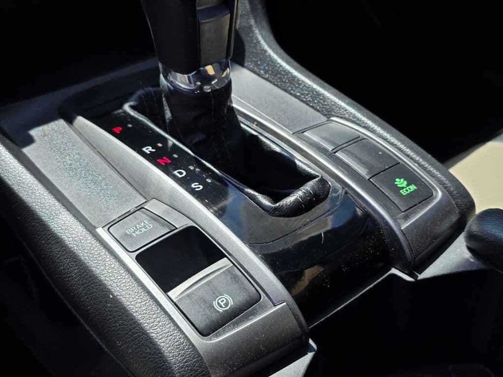 2018 Honda Civic Sport Touring - Photo 30