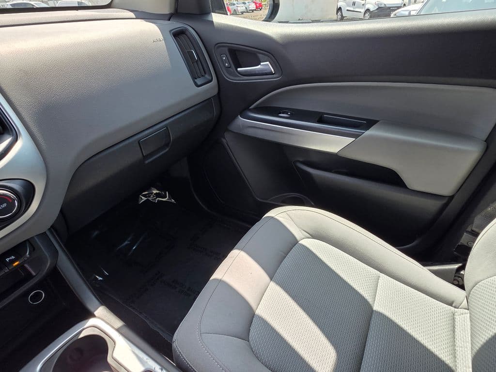 2020 Chevrolet Colorado LT - Photo 37