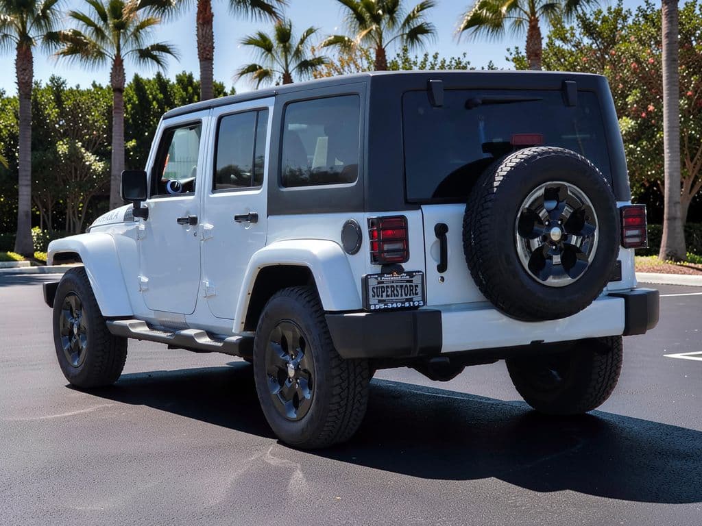 2016 Jeep Wrangler Unlimited Sahara - Photo 6