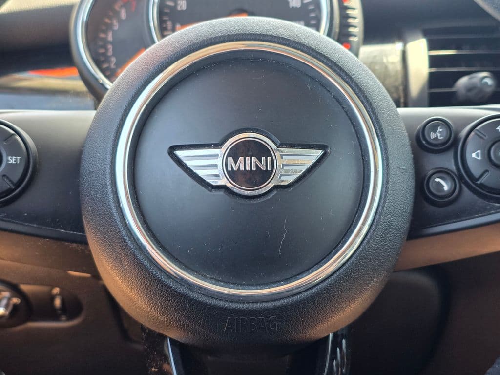 2016 MINI Cooper Base - Photo 26