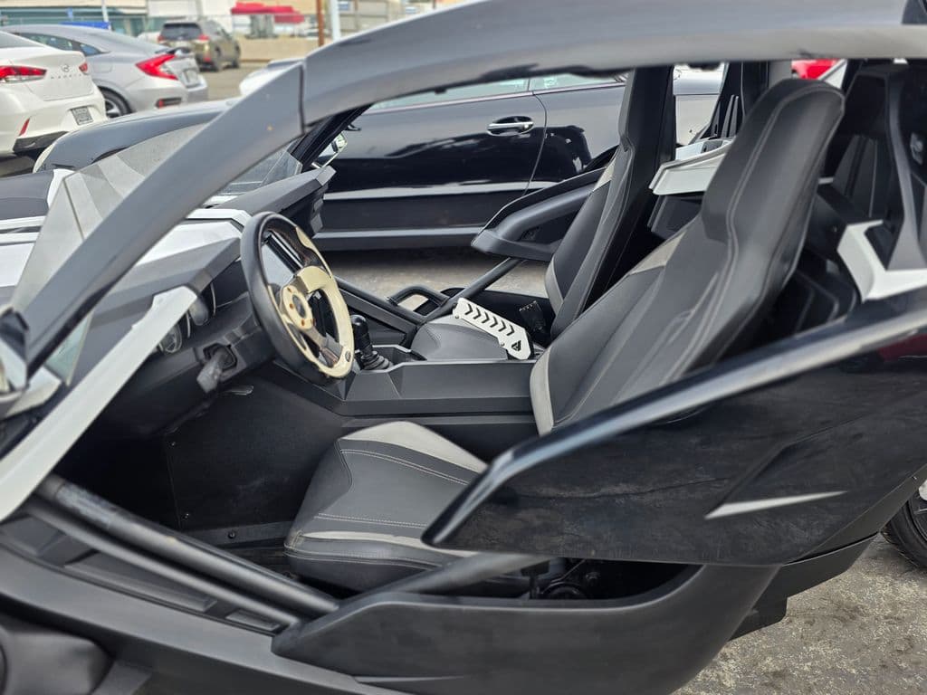 2018 Polaris Slingshot SL - Photo 12