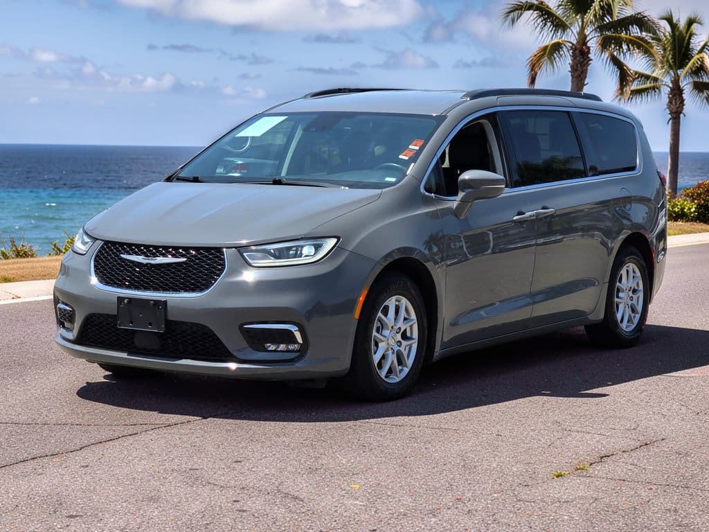 2022 Chrysler Pacifica Touring L - Photo 4