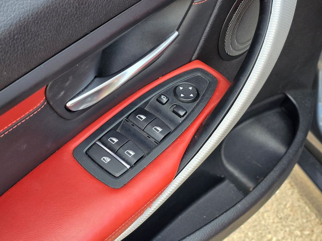 2018 BMW 3 Series 320i - Photo 23