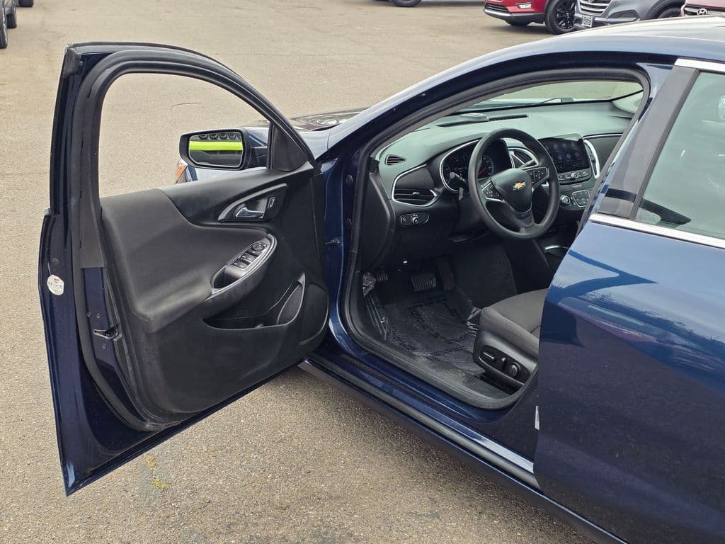 2021 Chevrolet Malibu LT - Photo 44