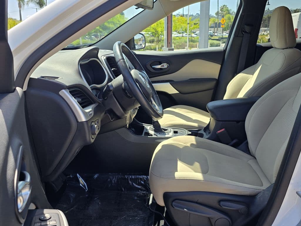 2017 Jeep Cherokee Latitude - Photo 17