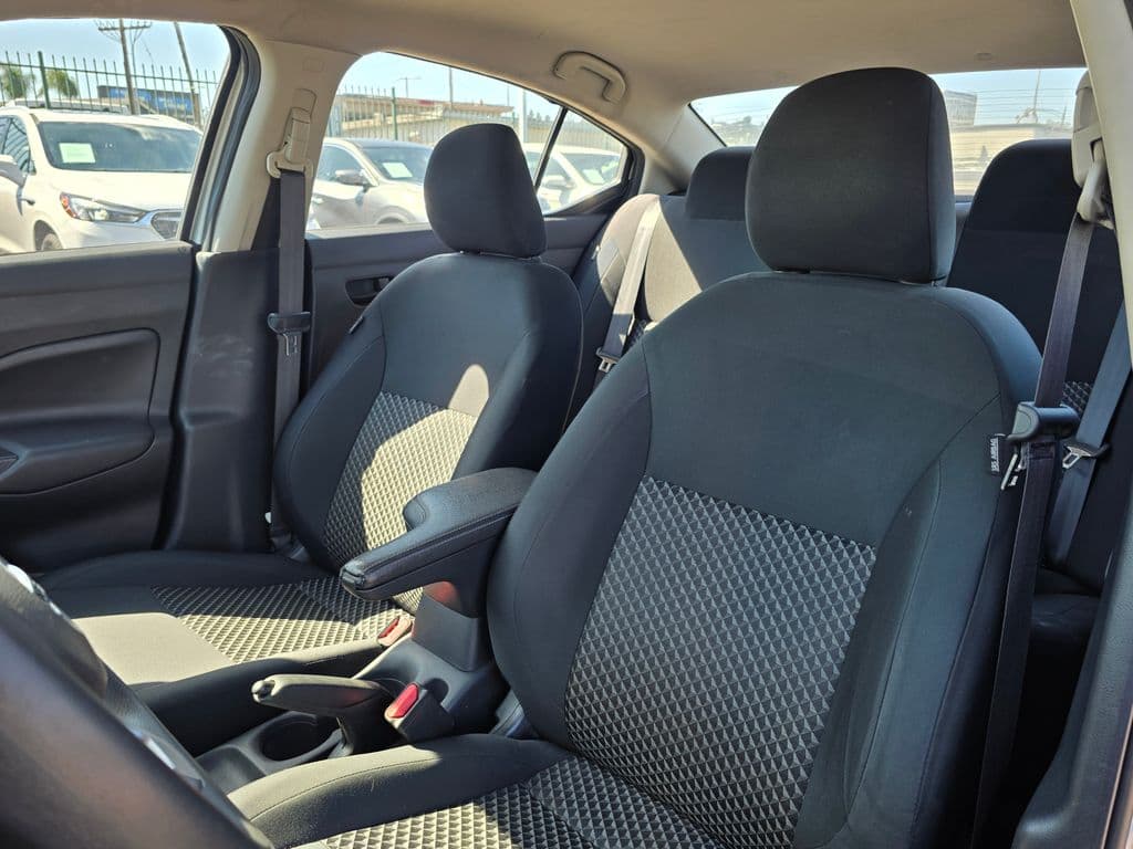 2021 Nissan Versa 1.6 S - Photo 15