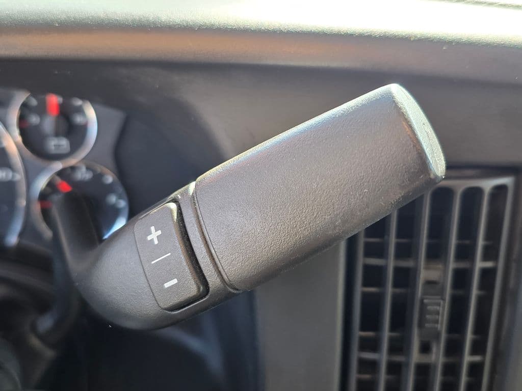 2015 Chevrolet Express 2500 Work Van - Photo 33