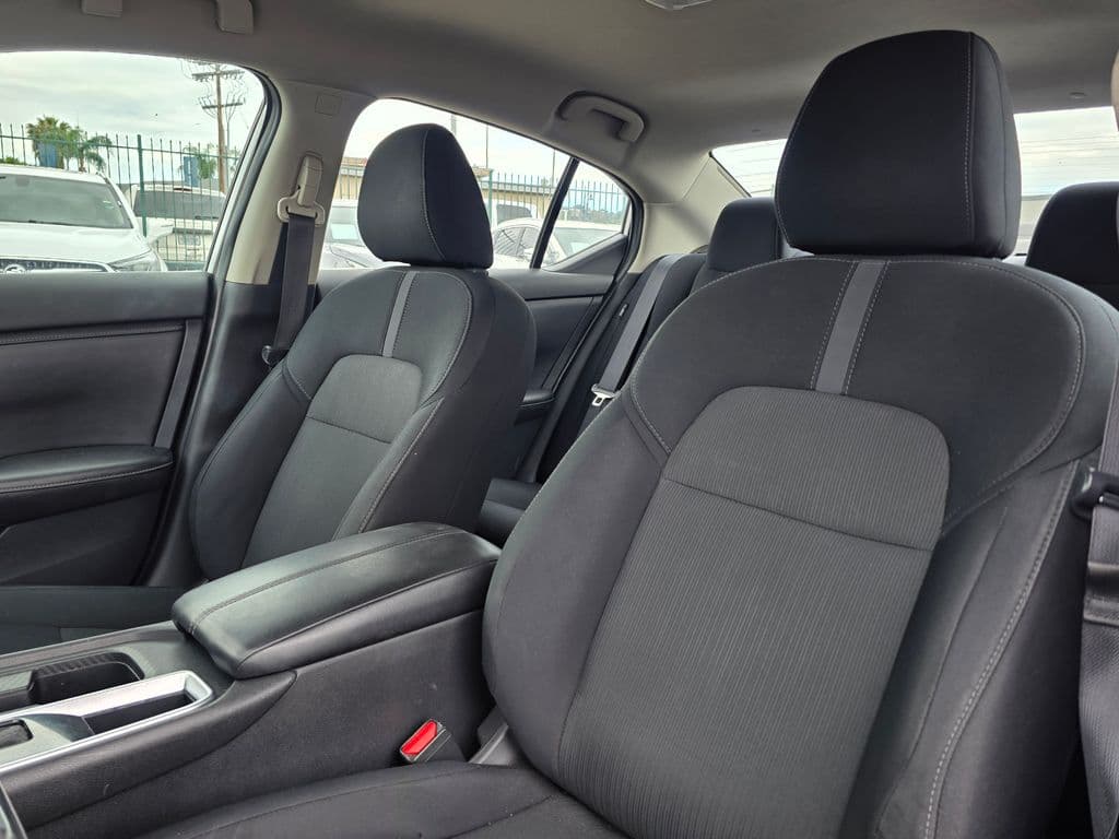 2022 Nissan Sentra SV - Photo 17