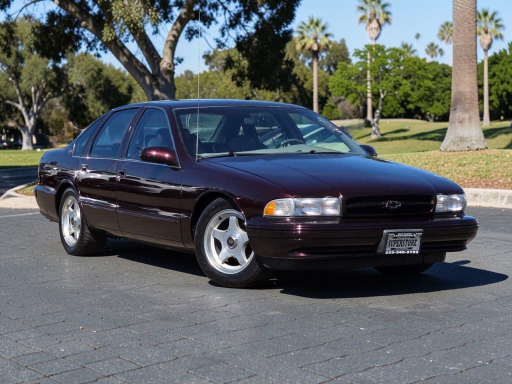 1996 Chevrolet Caprice SS - Photo 2