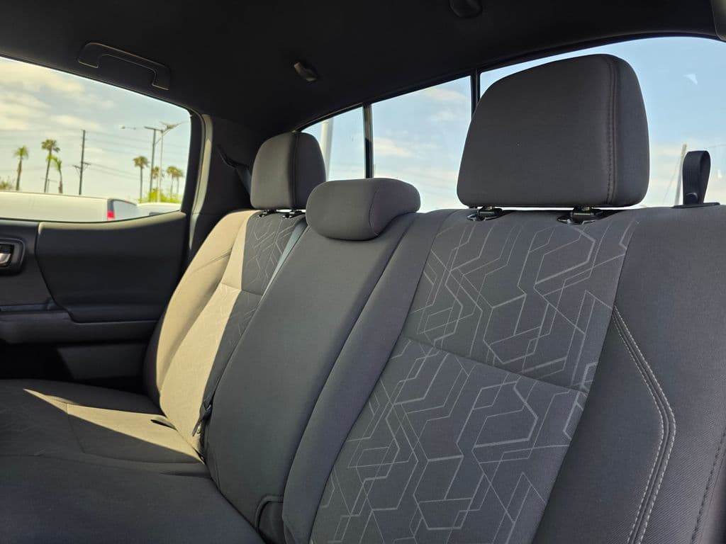 2018 Toyota Tacoma TRD Off-Road - Photo 21