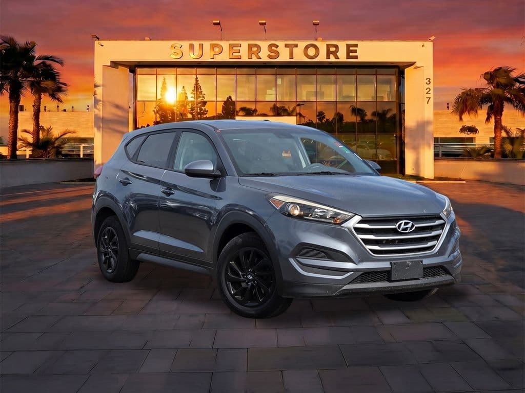 2018 Hyundai Tucson SE - Photo 1