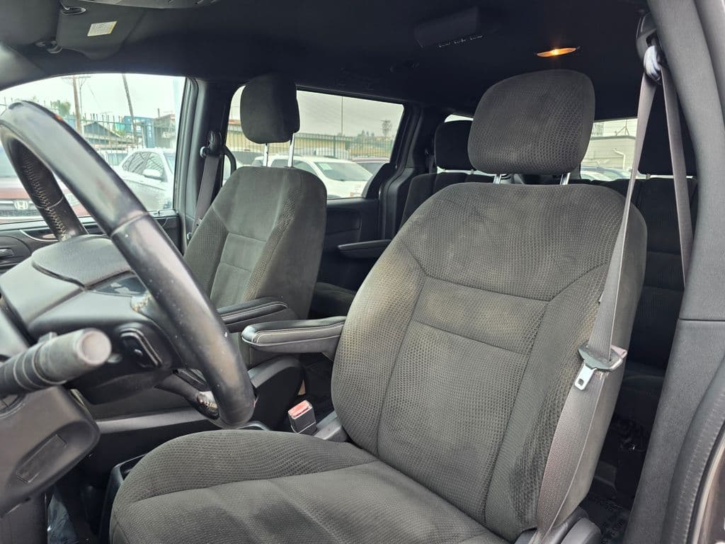 2016 Dodge Grand Caravan SE Plus - Photo 16