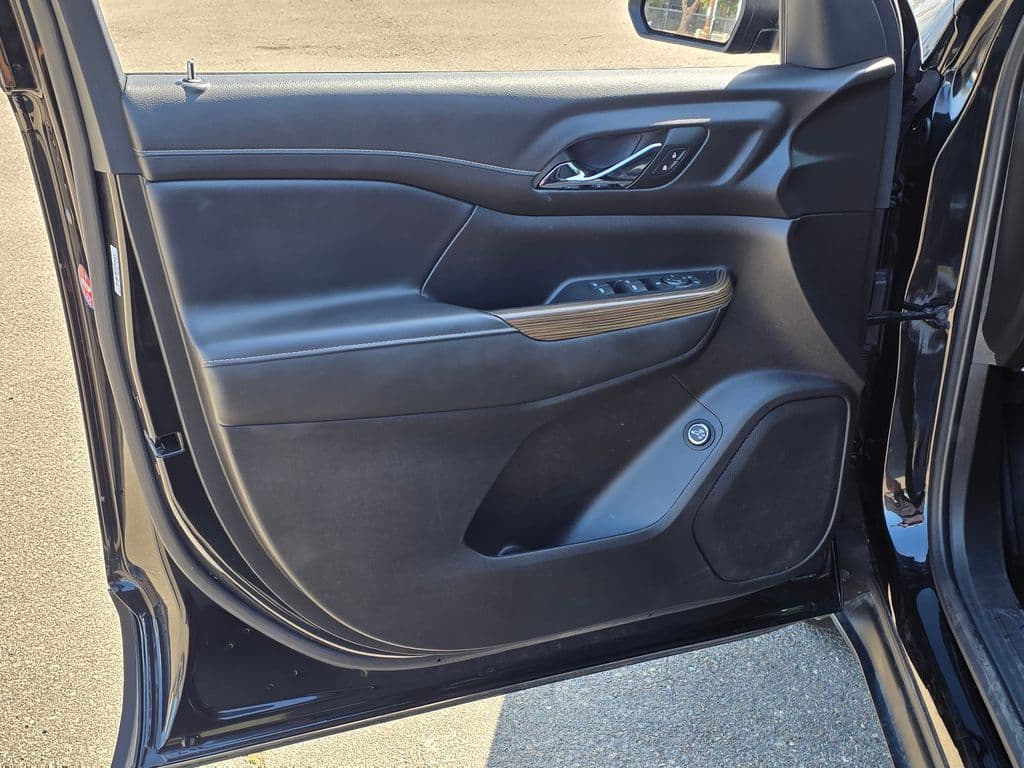2022 GMC Acadia SLE - Photo 23