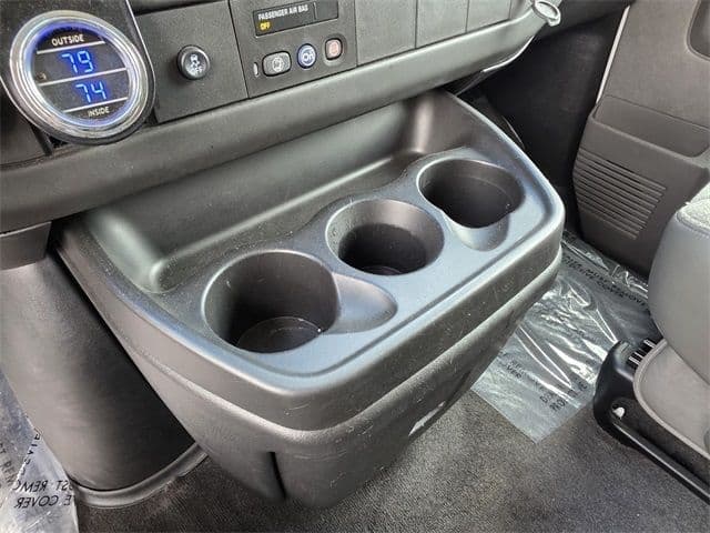 2014 Chevrolet Express 1500 LT - Photo 25