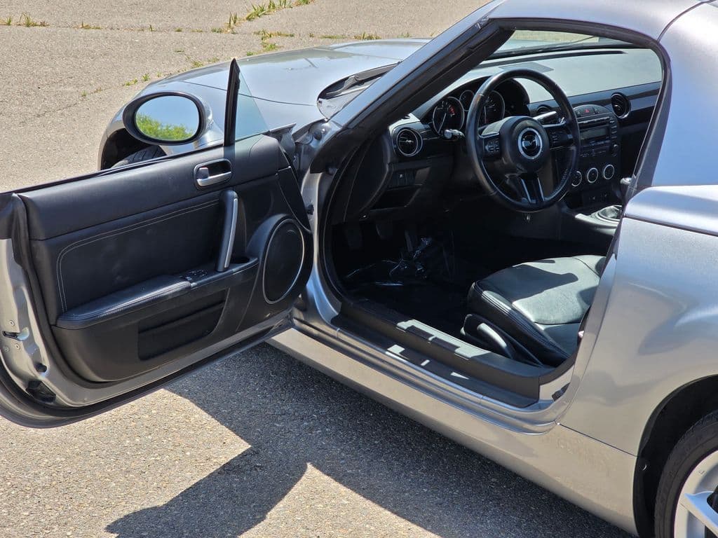 2015 Mazda Miata PRHT Grand Touring - Photo 35