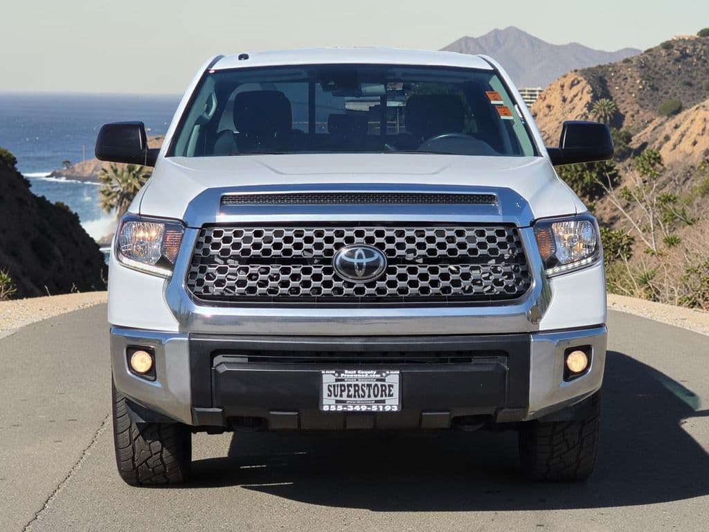 2018 Toyota Tundra SR5 - Photo 3