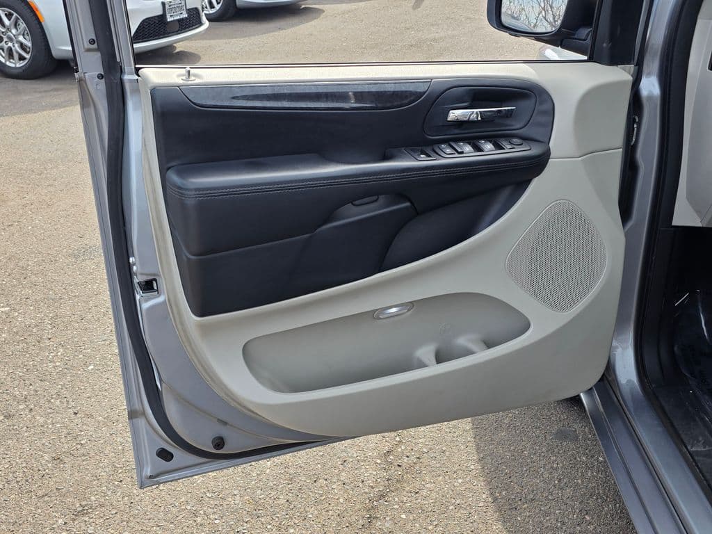 2014 Dodge Grand Caravan SE - Photo 22
