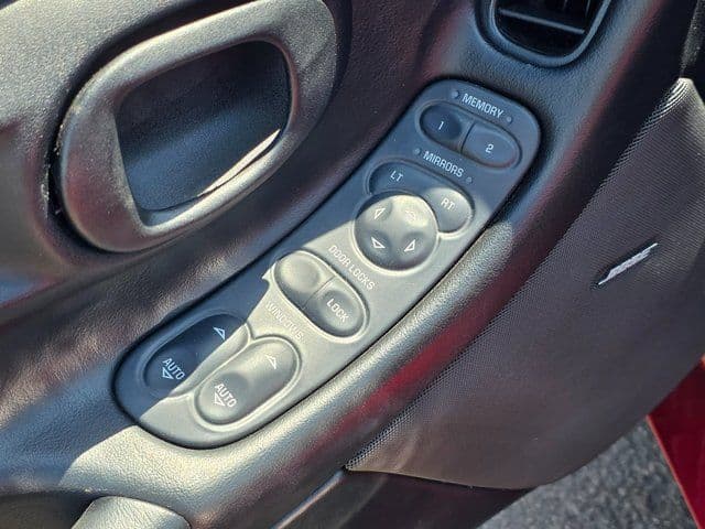 2004 Chevrolet Corvette Base - Photo 27