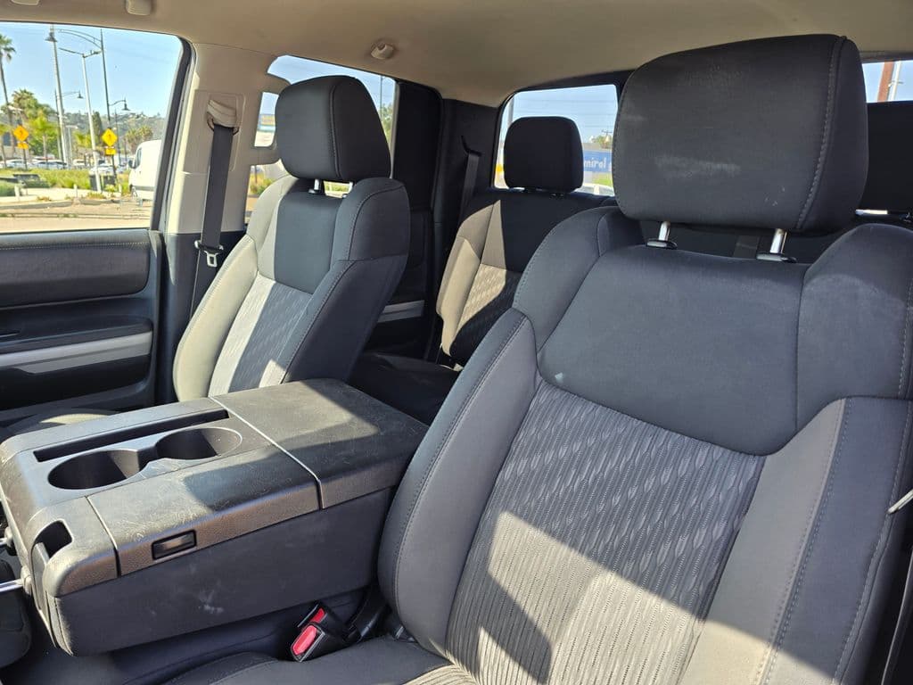 2018 Toyota Tundra SR5 - Photo 18