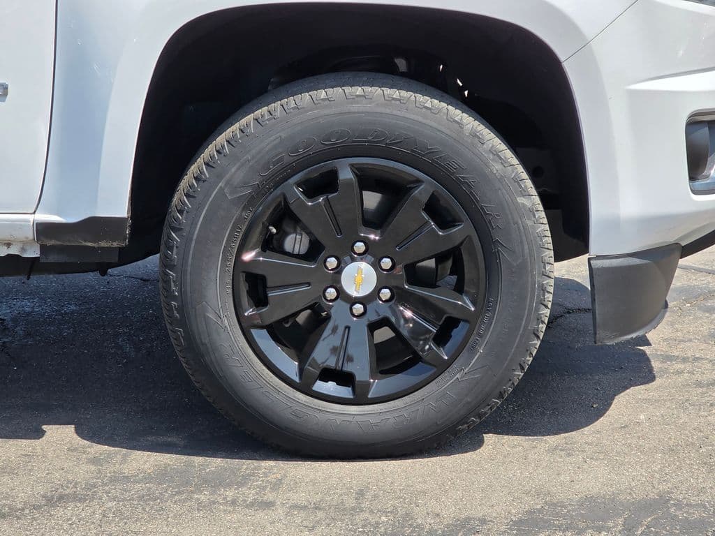 2020 Chevrolet Colorado LT - Photo 8