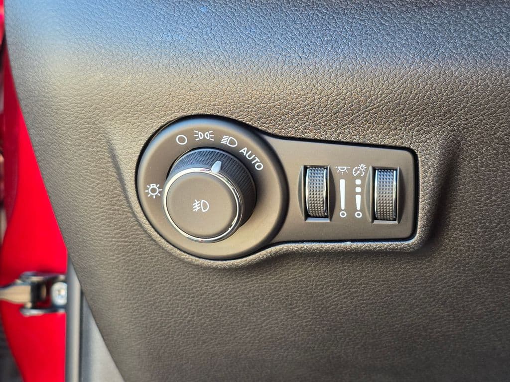 2025 Jeep Compass Trailhawk - Photo 39
