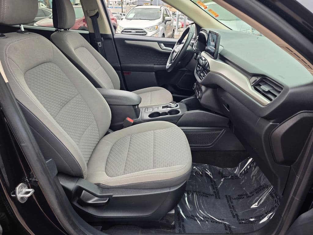 2020 Ford Escape SE Sport Hybrid - Photo 12