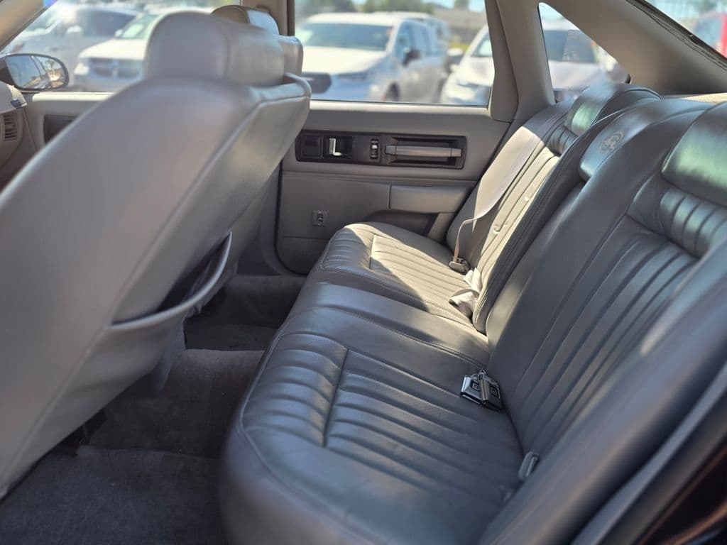 1996 Chevrolet Caprice SS - Photo 11