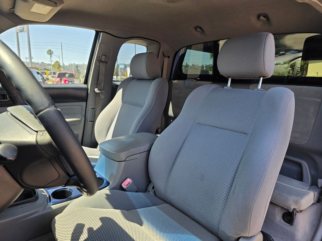 2006 Toyota Tacoma Base - Photo 18