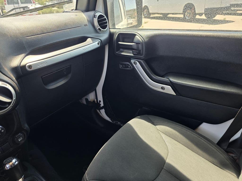 2016 Jeep Wrangler Unlimited Sahara - Photo 33