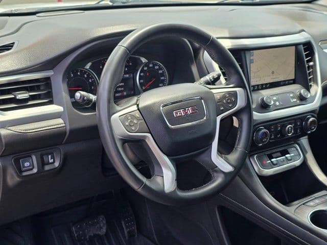 2023 GMC Acadia SLT - Photo 16