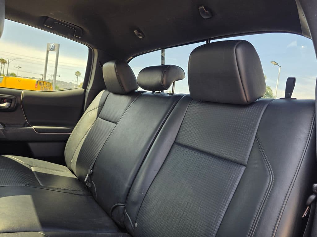 2020 Toyota Tacoma TRD Off-Road - Photo 18