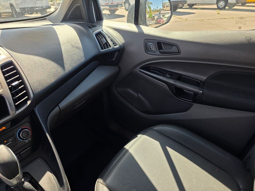2023 Ford Transit Connect XL - Photo 31