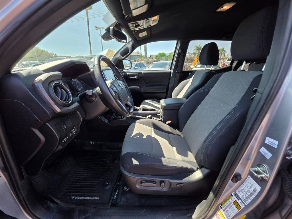 2020 Toyota Tacoma TRD Off-Road - Photo 14