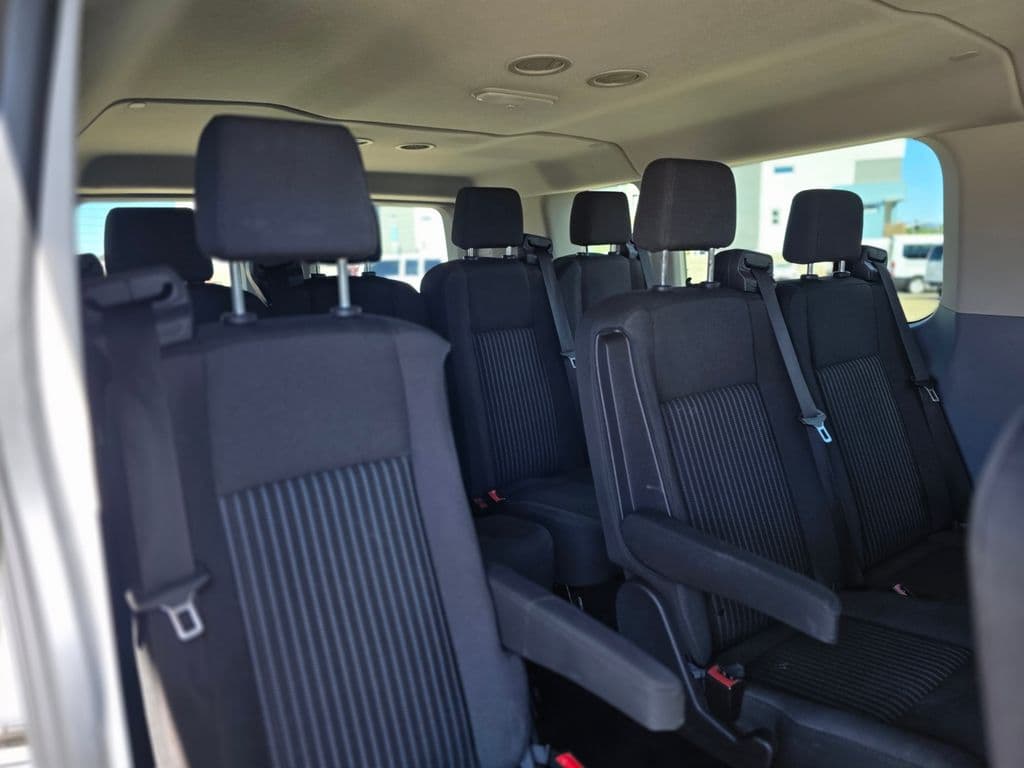 2018 Ford Transit-350 XLT - Photo 15